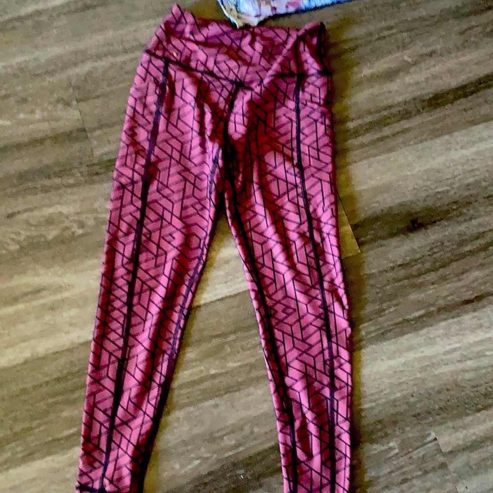 Geometric Pink Leggings